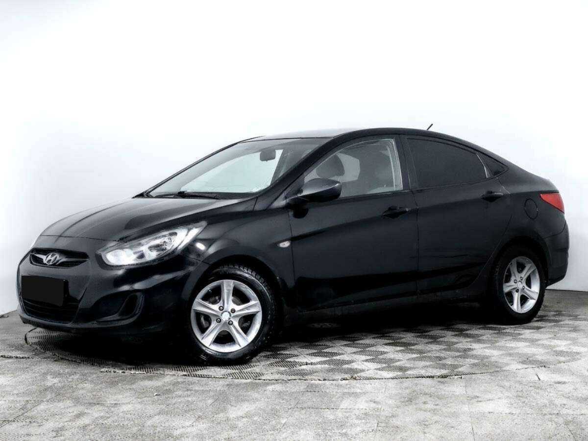 Hyundai Solaris с пробегом — 2012 год. Посмотреть фото