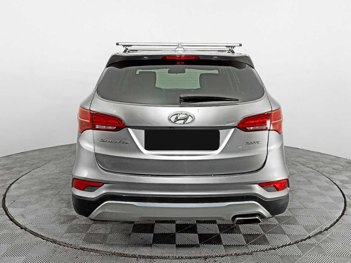 Hyundai Santa Fe с пробегом — 2017 год. Фото: #4