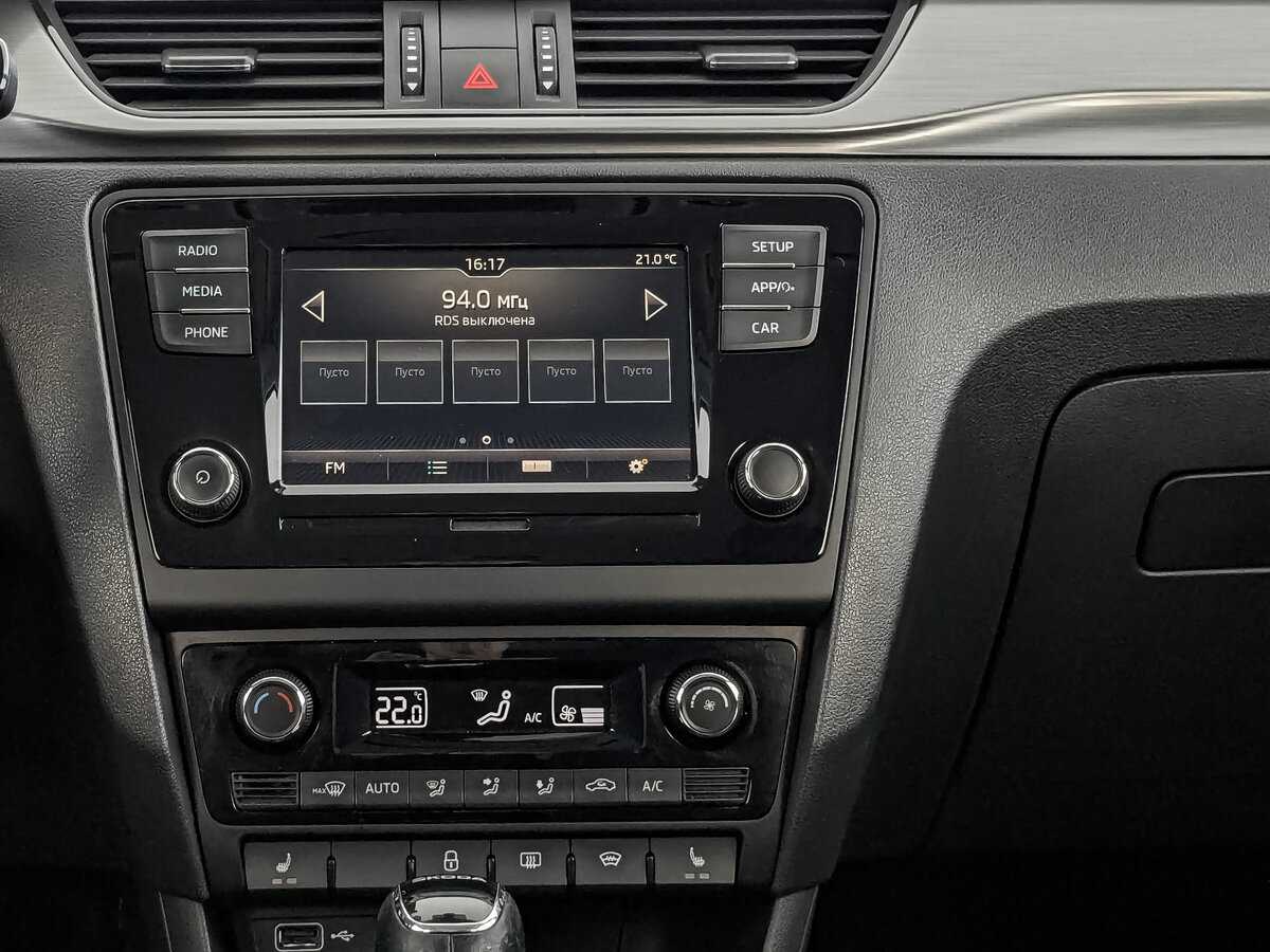 Skoda Rapid с пробегом — 2019 год. Фото: #12