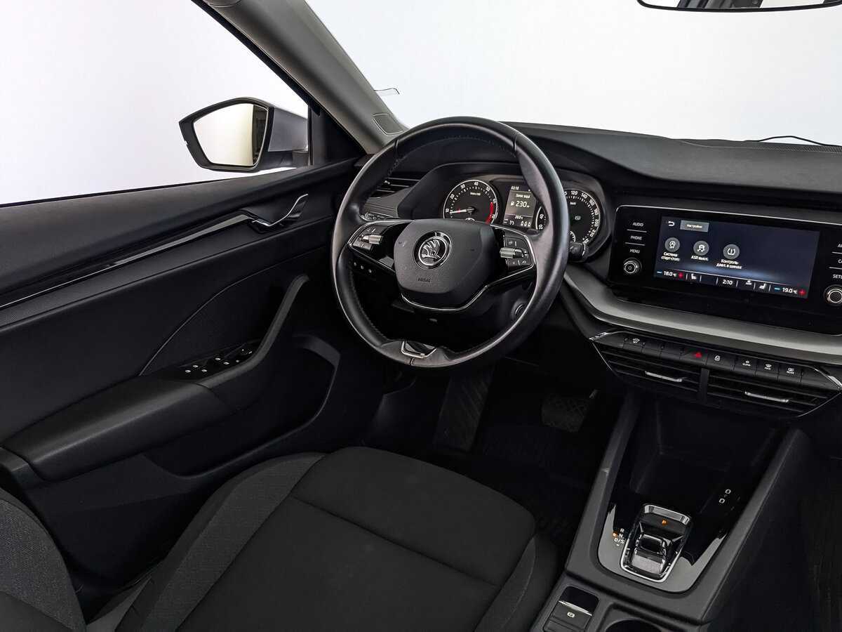 Skoda Octavia с пробегом — 2021 год. Фото: #21