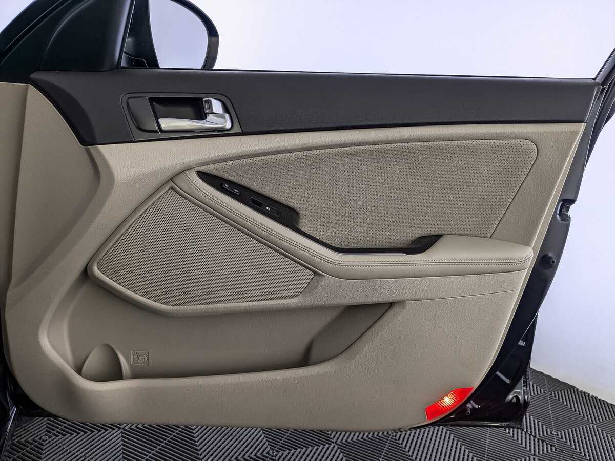 Kia Optima с пробегом — 2015 год. Фото: #20