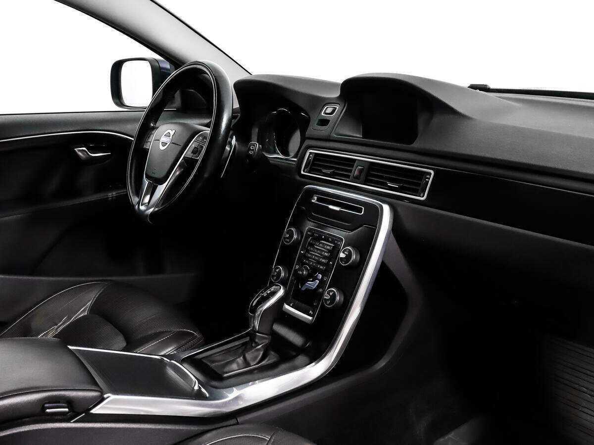 Volvo XC70 с пробегом — 2013 год. Фото: #13