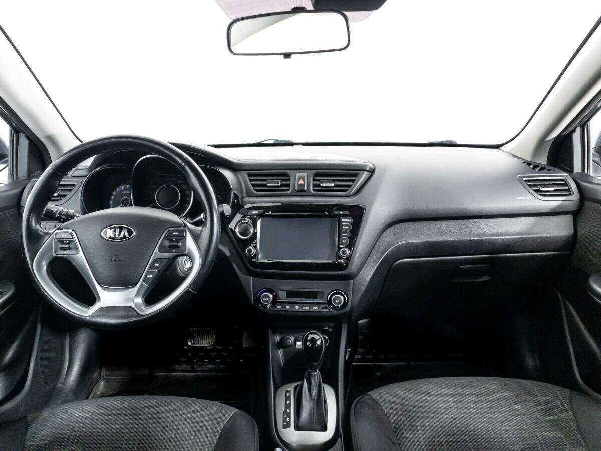 Kia Rio с пробегом — 2017 год. Фото: #12