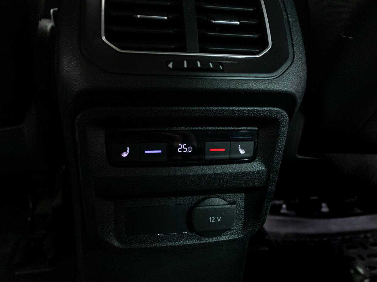 Volkswagen Tiguan с пробегом — 2017 год. Фото: #21