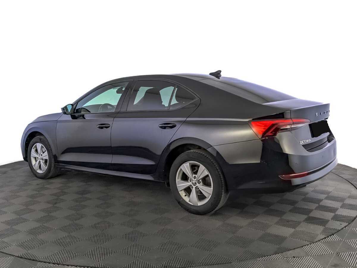 Skoda Octavia с пробегом — 2021 год. Фото: #6