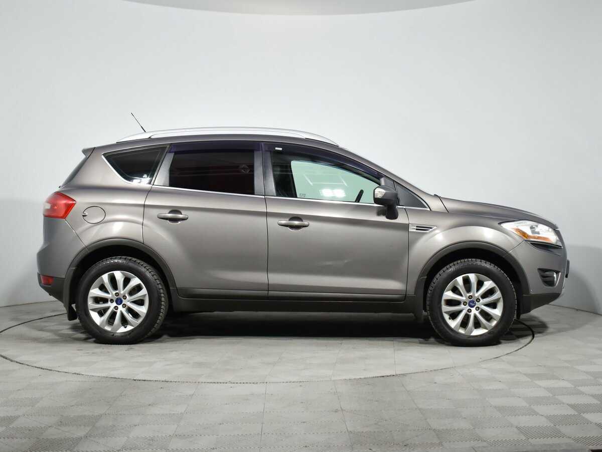 Ford Kuga с пробегом — 2012 год. Фото: #3