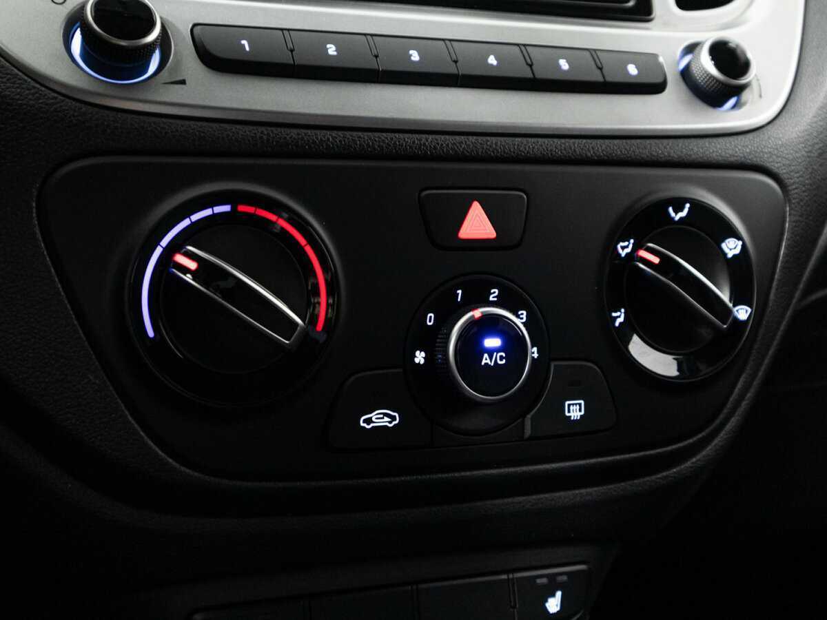 Hyundai Solaris с пробегом — 2021 год. Фото: #15