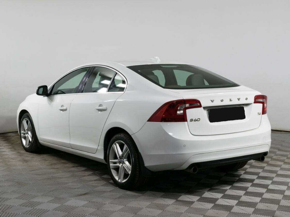 Volvo S60 с пробегом — 2014 год. Фото: #5