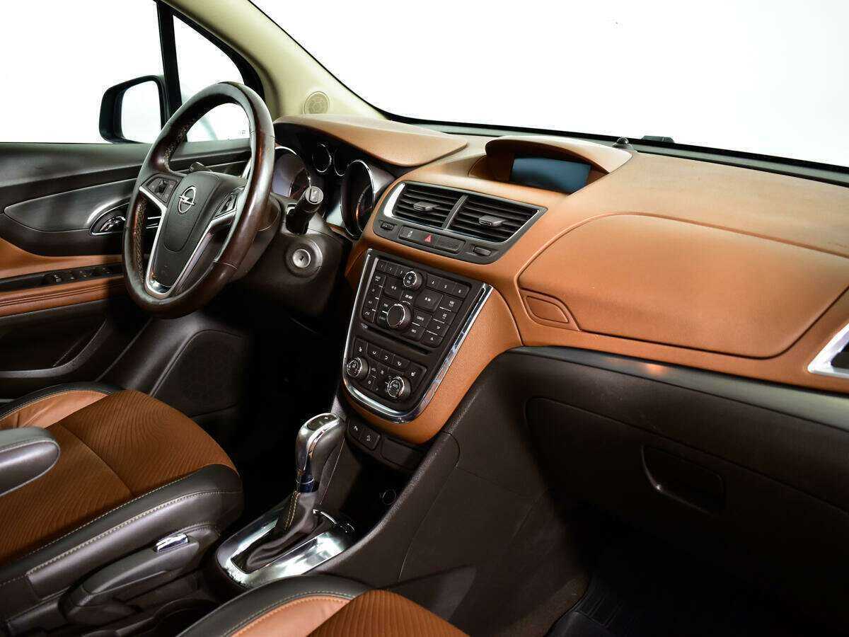 Opel Mokka с пробегом — 2013 год. Фото: #8