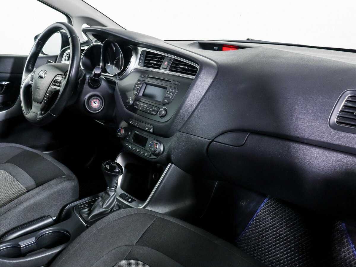 Kia Ceed с пробегом — 2016 год. Фото: #5