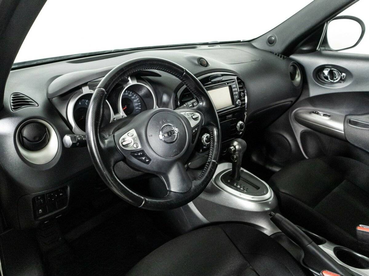 Nissan Juke с пробегом — 2014 год. Фото: #10