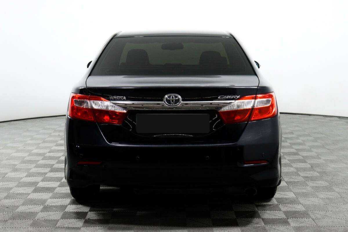 Toyota Camry с пробегом — 2012 год. Фото: #5