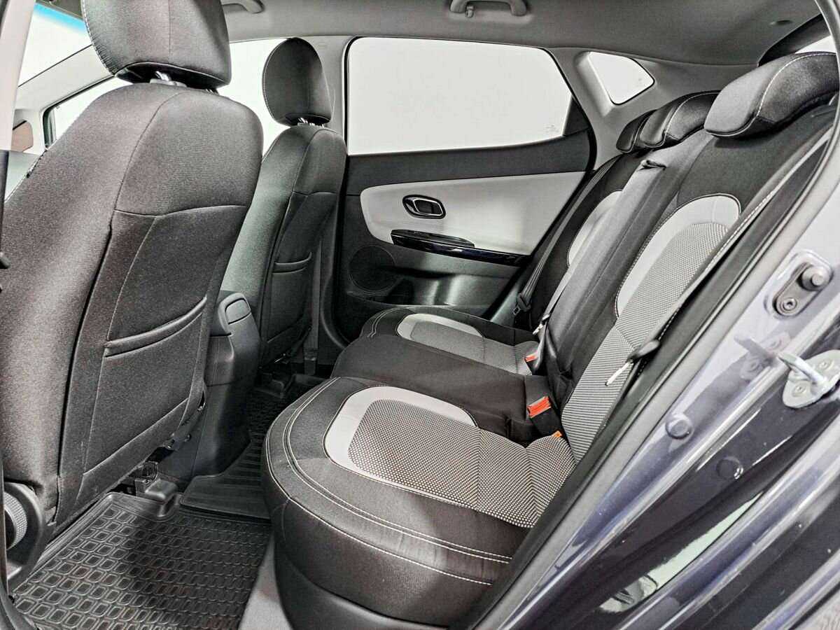 Kia Ceed с пробегом — 2018 год. Фото: #11