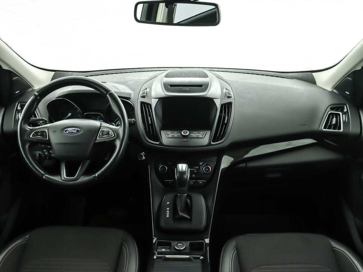 Ford Kuga с пробегом — 2017 год. Фото: #7