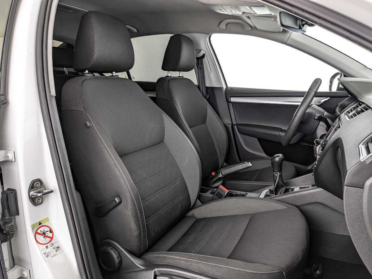 Skoda Octavia с пробегом — 2017 год. Фото: #18