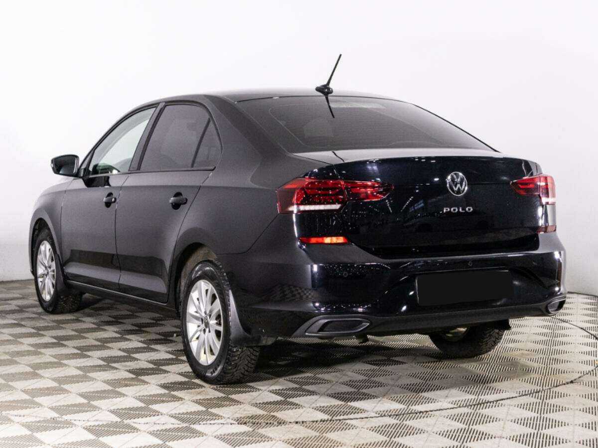 Volkswagen Polo с пробегом — 2021 год. Фото: #6