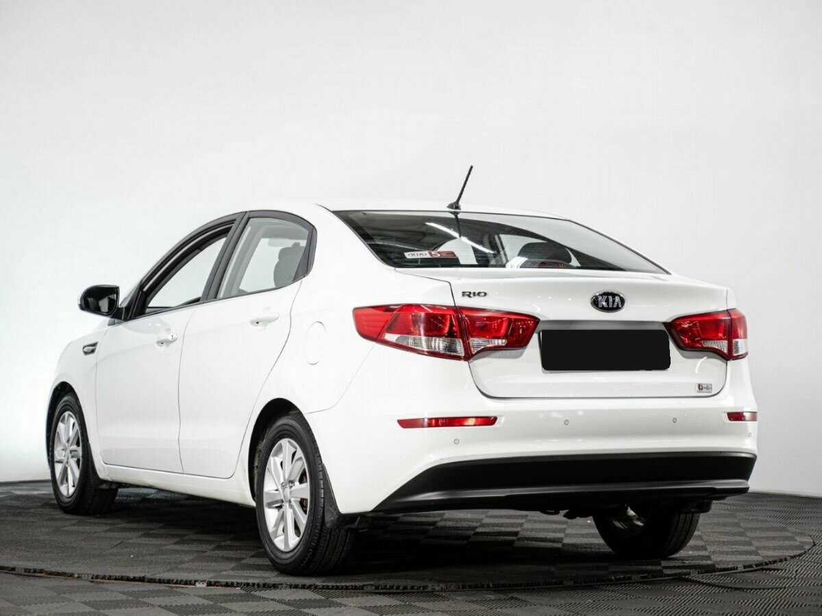 Kia Rio с пробегом — 2016 год. Фото: #5