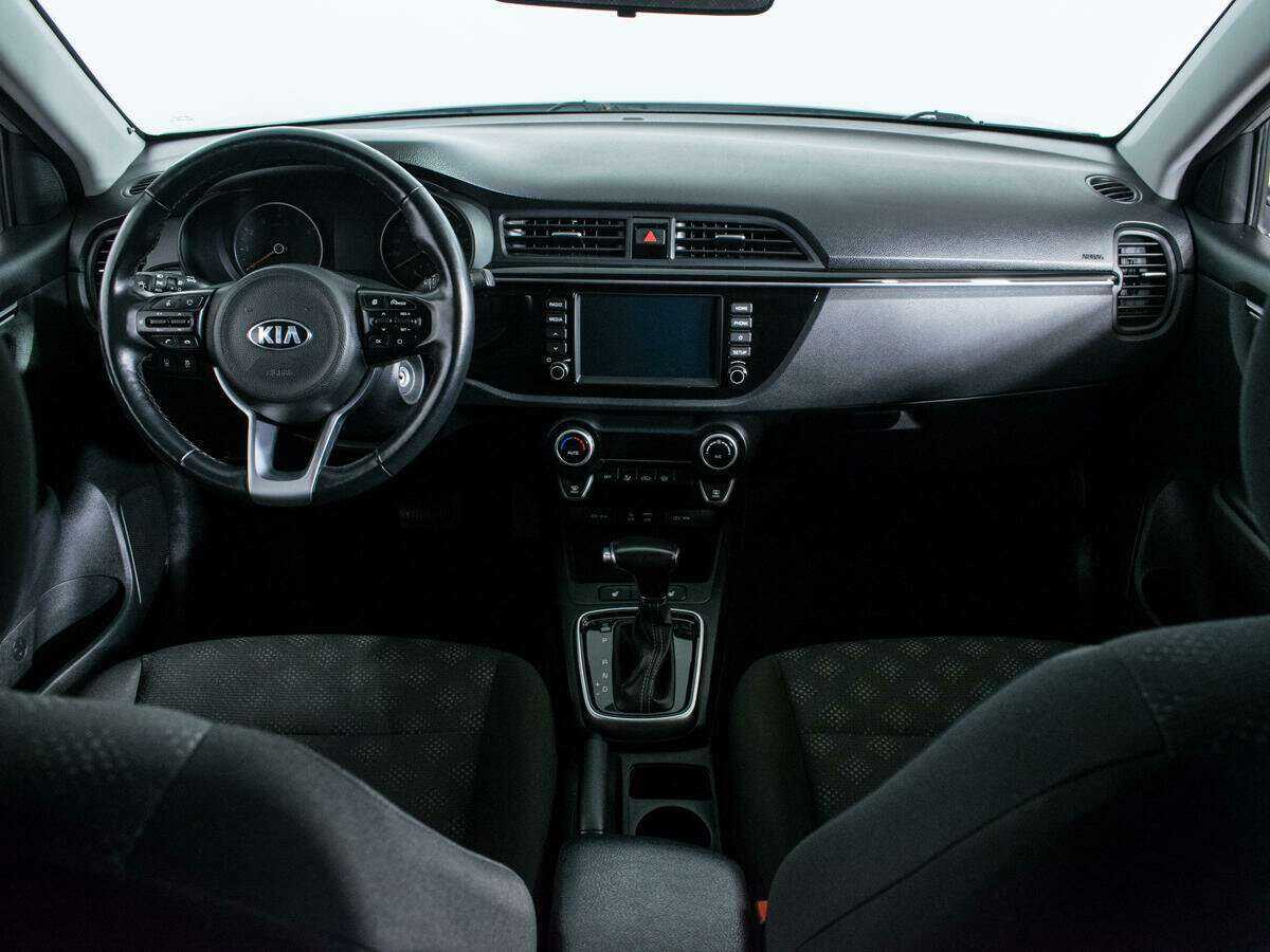 Kia Rio с пробегом — 2020 год. Фото: #11