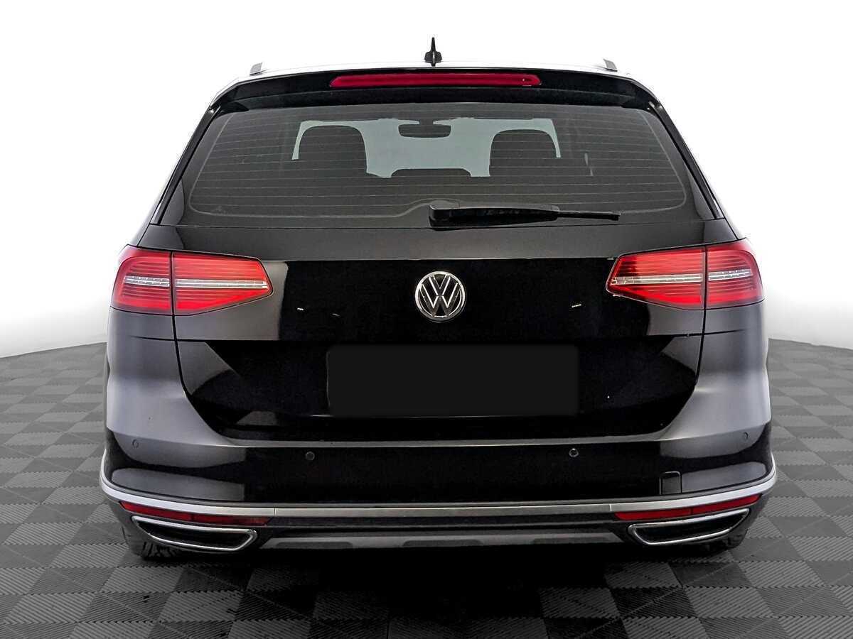 Volkswagen Passat с пробегом — 2018 год. Фото: #5