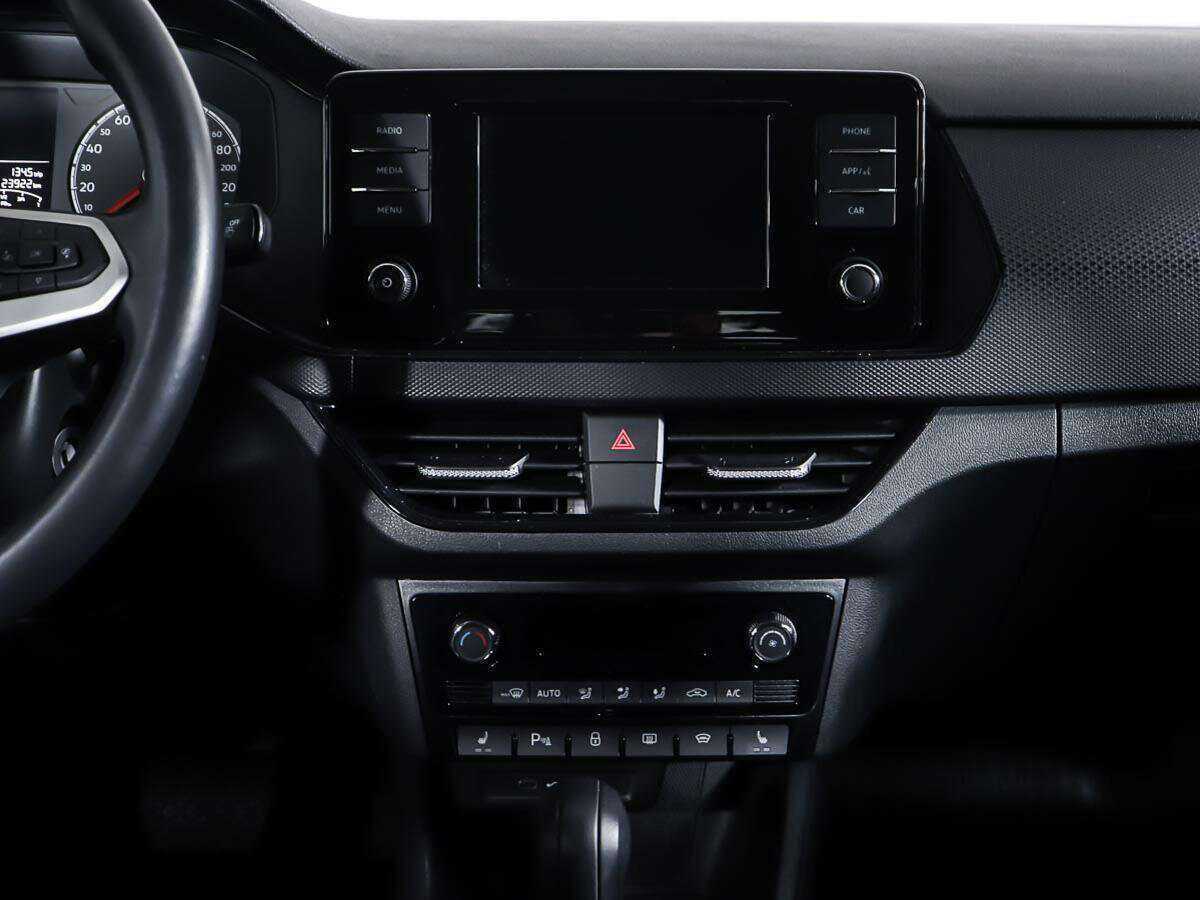 Volkswagen Polo с пробегом — 2021 год. Фото: #11