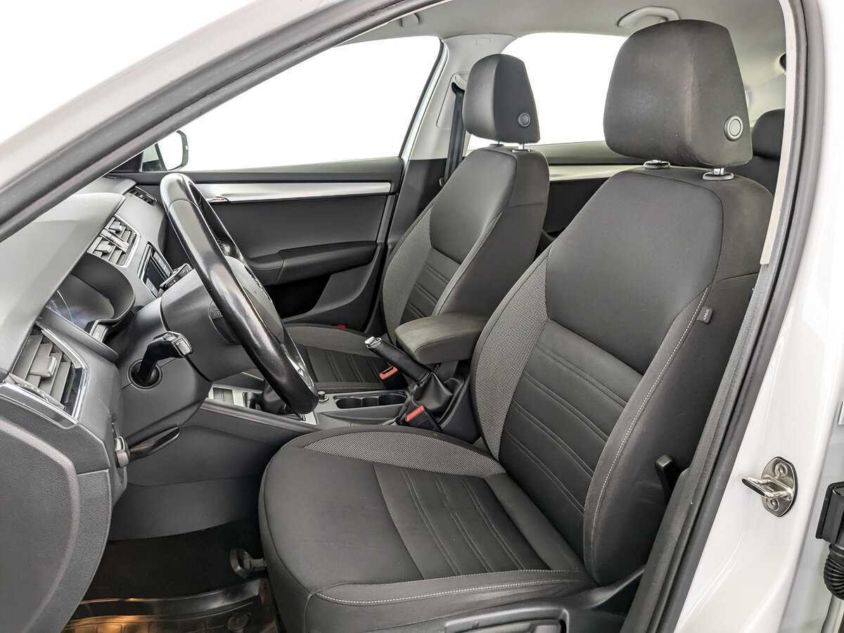 Skoda Octavia с пробегом — 2019 год. Фото: #17
