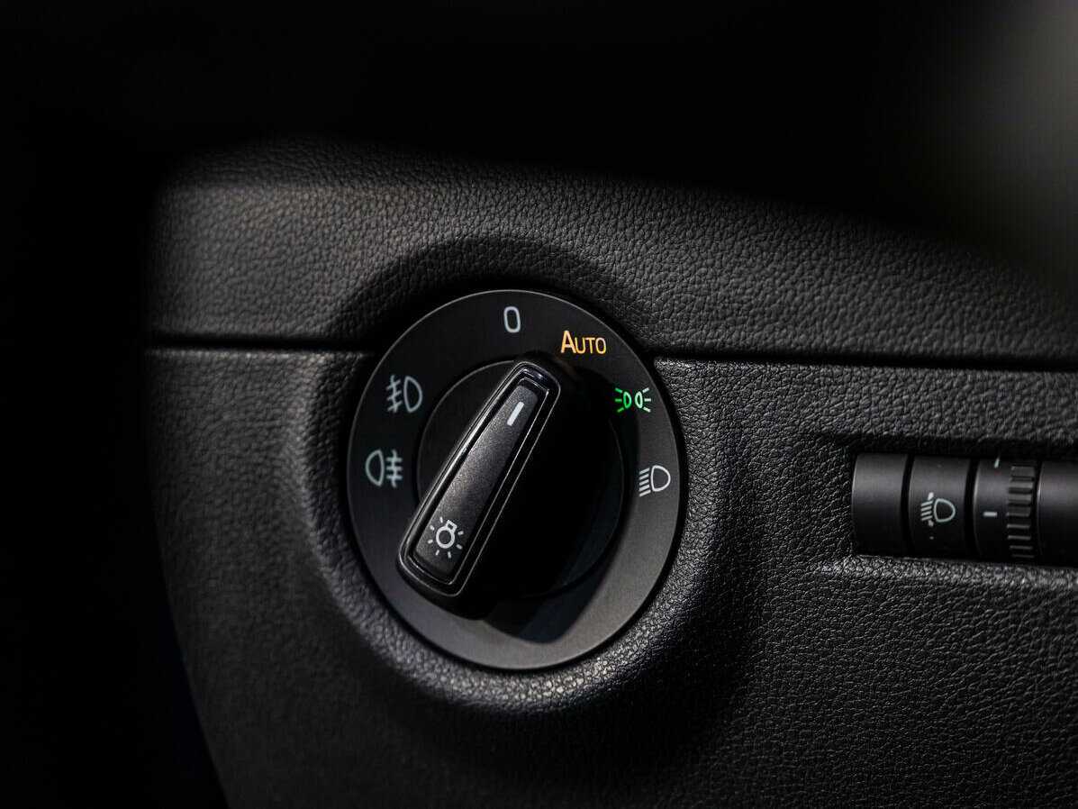 Skoda Octavia с пробегом — 2013 год. Фото: #13