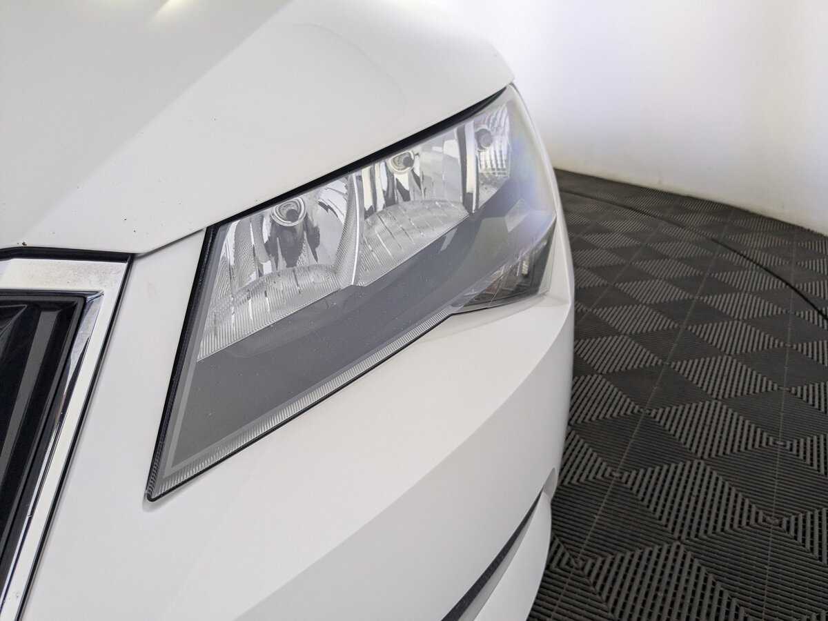 Skoda Superb с пробегом — 2018 год. Фото: #10