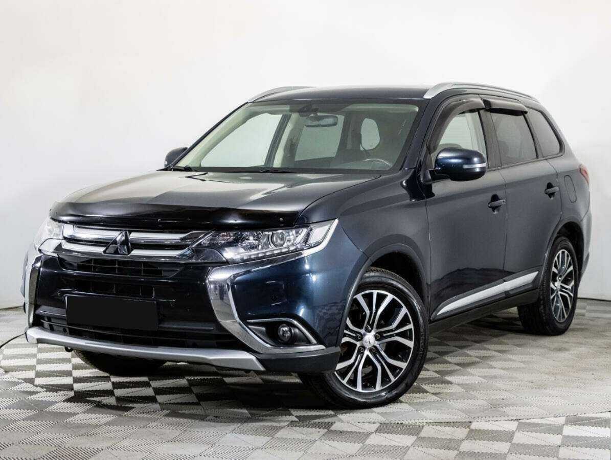 Mitsubishi Outlander с пробегом — 2017 год. Фото: #0