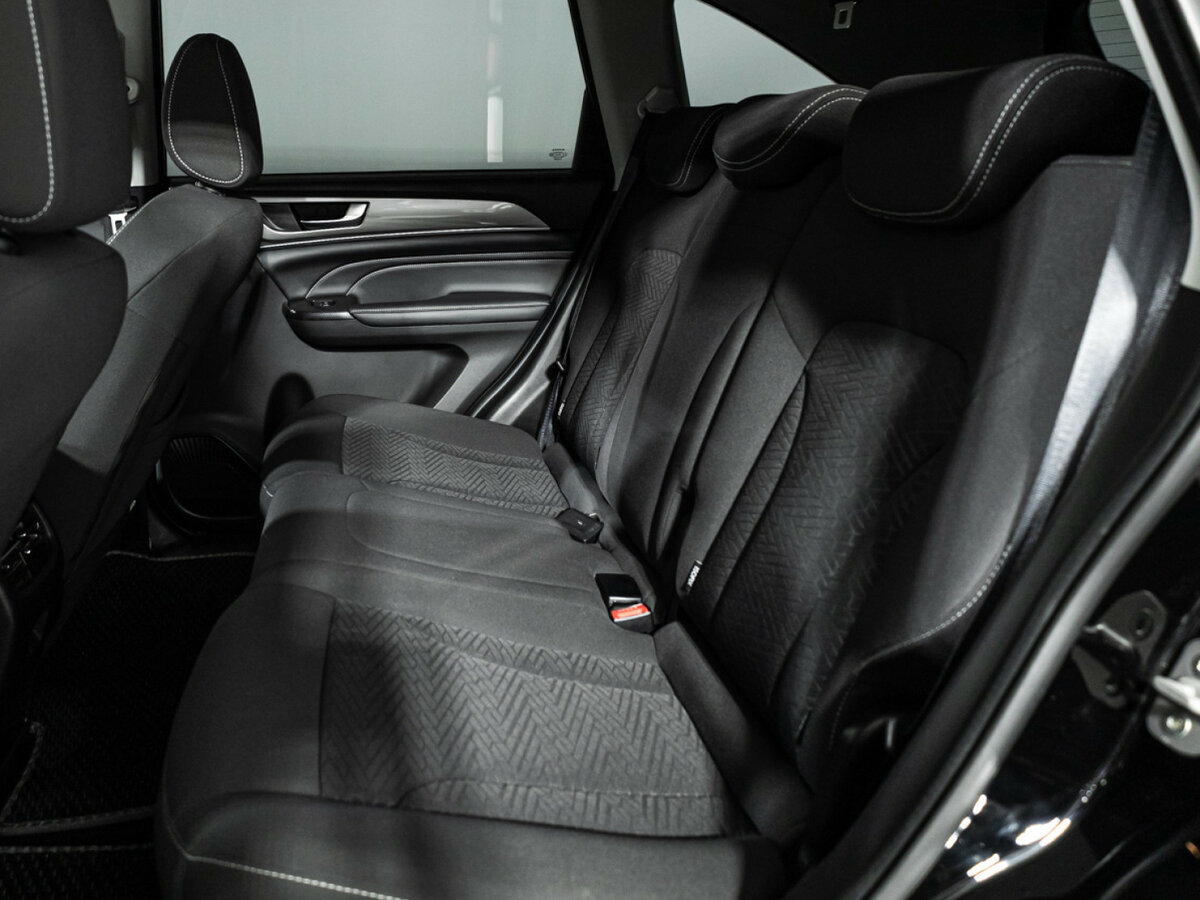 Haval M6 с пробегом — 2024 год. Фото: #8