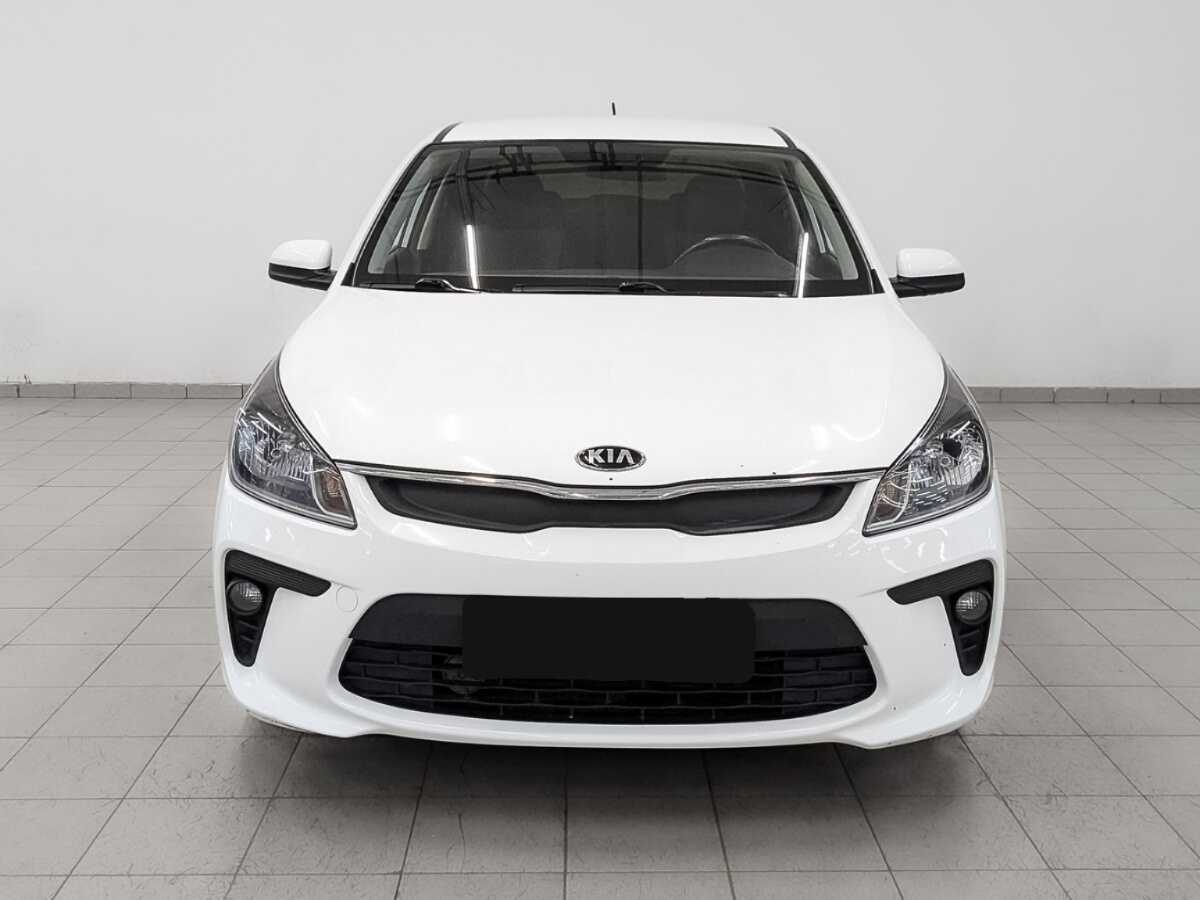 Kia Rio с пробегом — 2017 год. Фото: #1