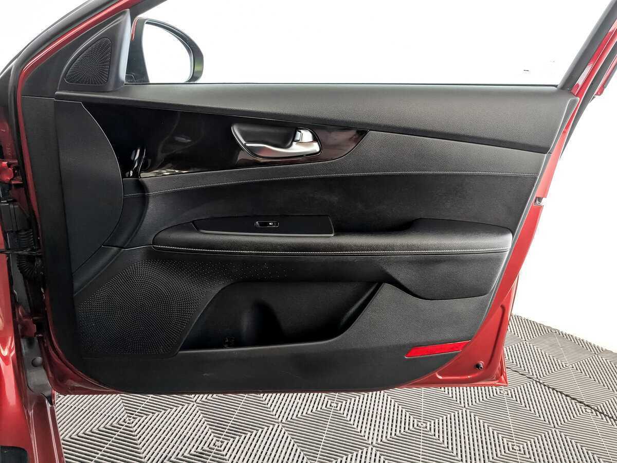 Kia Cerato с пробегом — 2020 год. Фото: #21