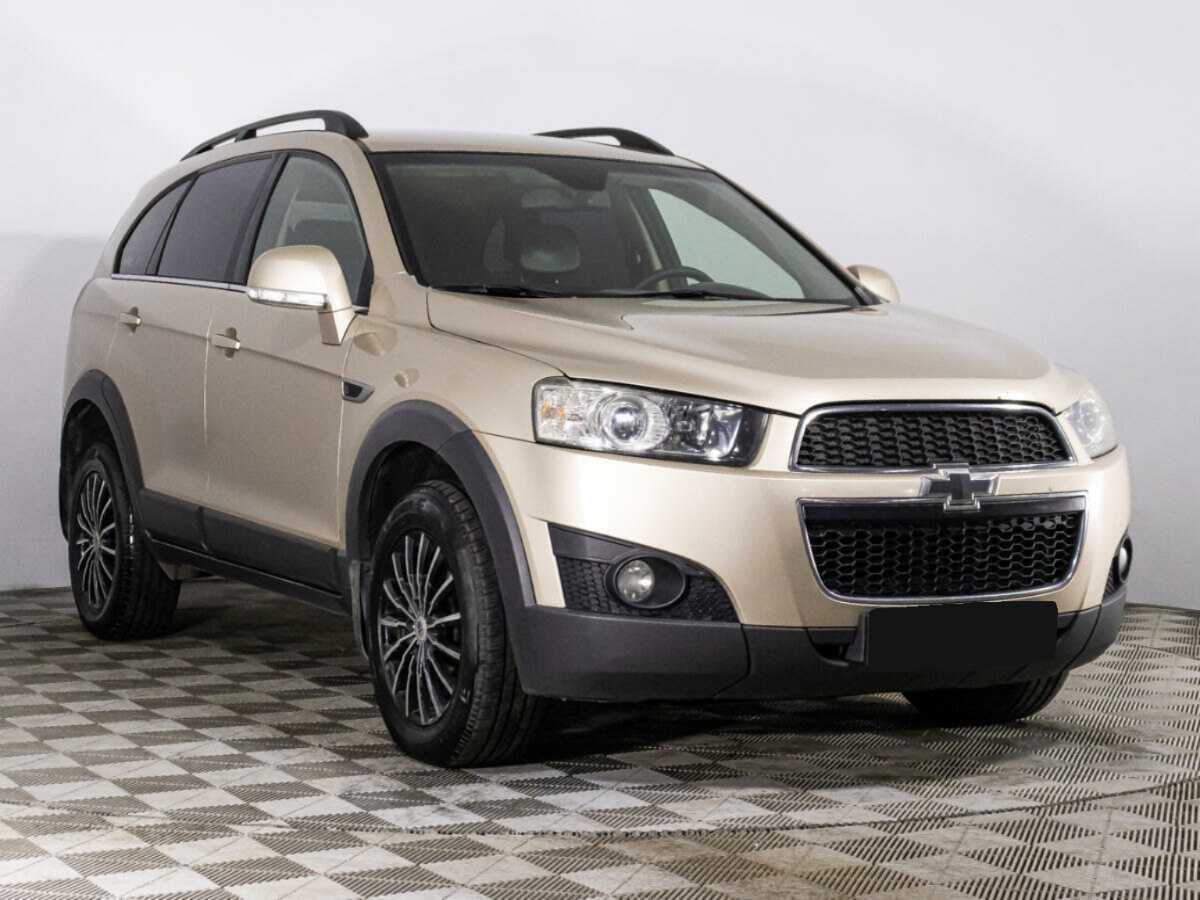 Chevrolet Captiva с пробегом — 2012 год. Фото: #2