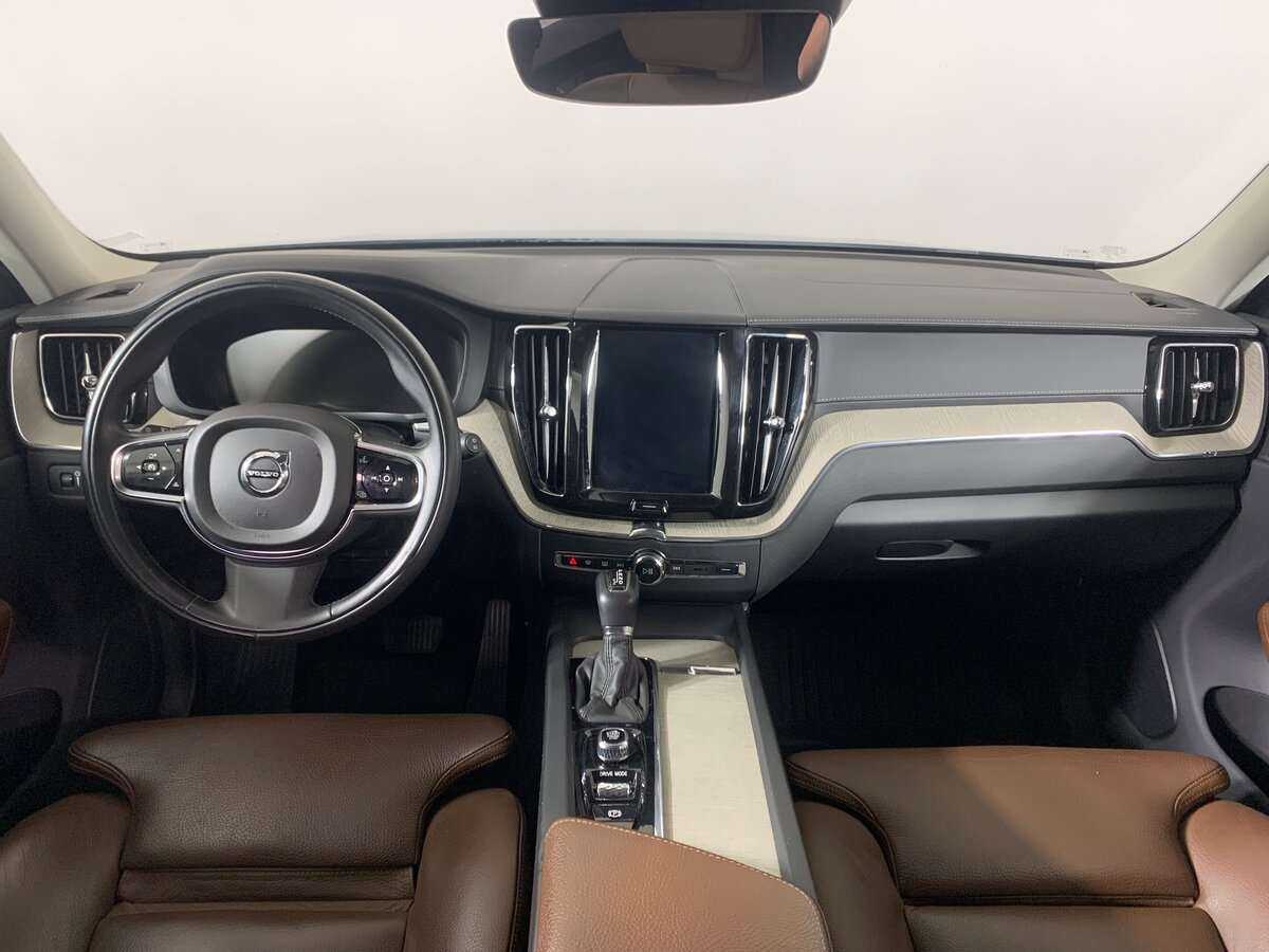Volvo XC60 с пробегом — 2019 год. Фото: #9