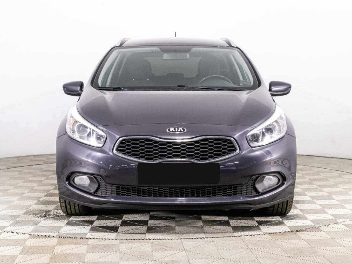 Kia Ceed с пробегом — 2013 год. Фото: #1