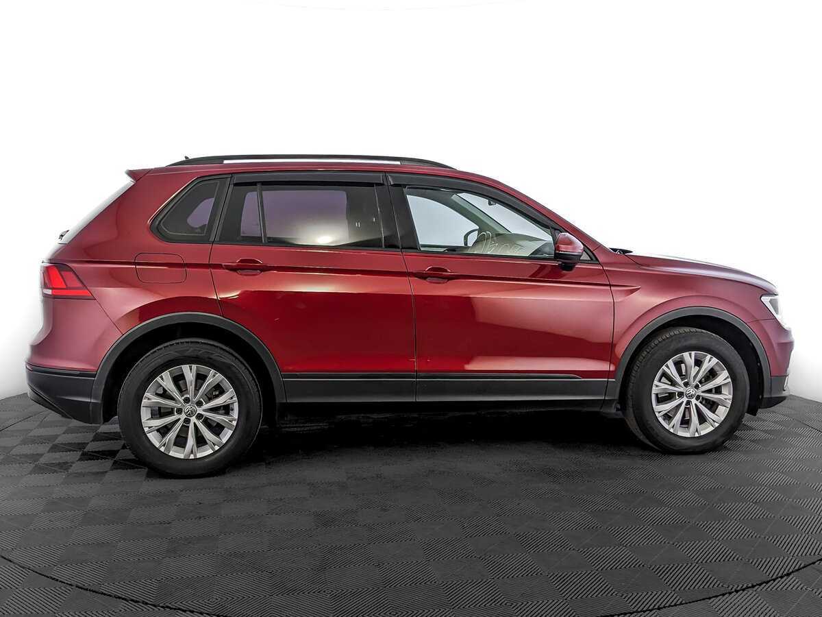 Volkswagen Tiguan с пробегом — 2017 год. Фото: #3