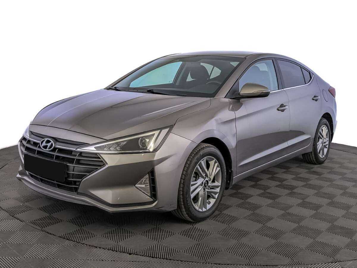 Hyundai Elantra с пробегом — 2019 год. Фото: #0