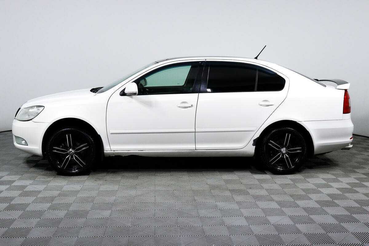 Skoda Octavia с пробегом — 2012 год. Фото: #6