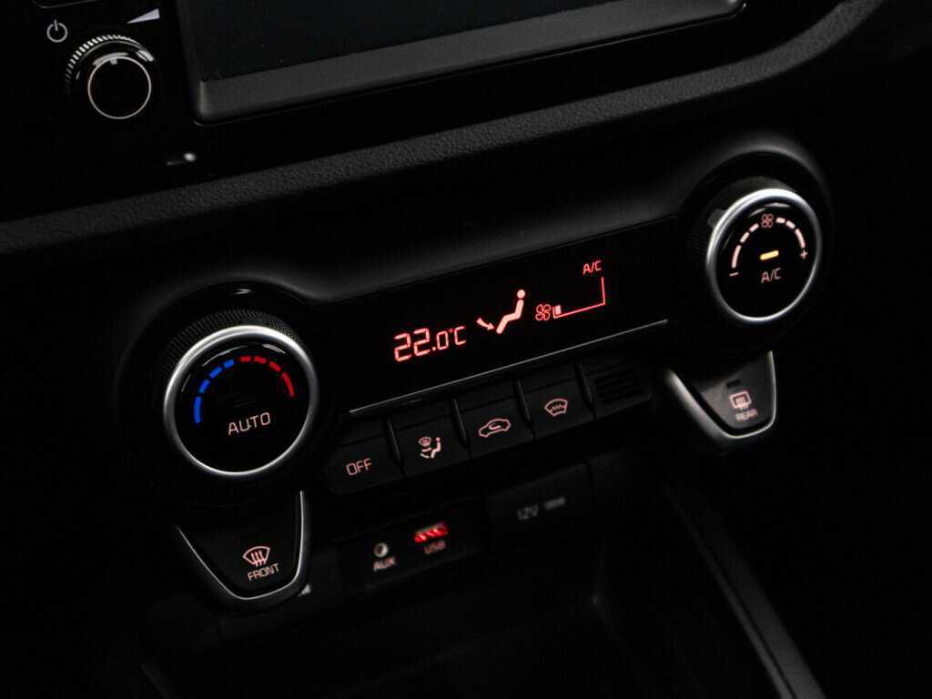 Kia Rio с пробегом — 2018 год. Фото: #14