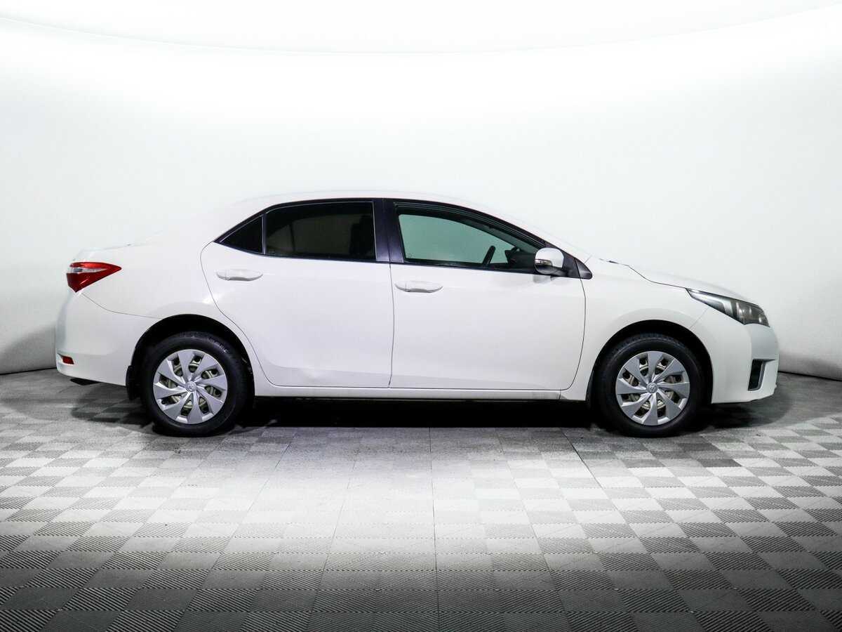 Toyota Corolla с пробегом — 2014 год. Фото: #3