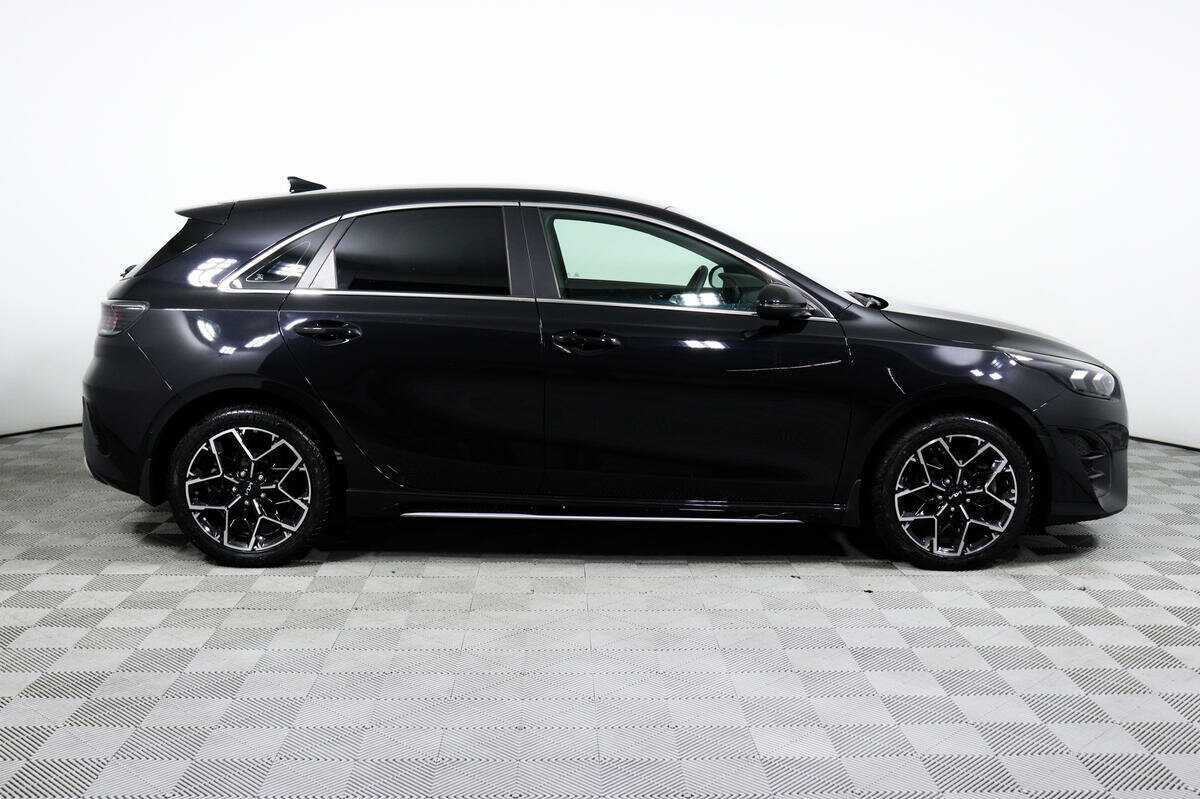 Kia Ceed с пробегом — 2021 год. Фото: #3