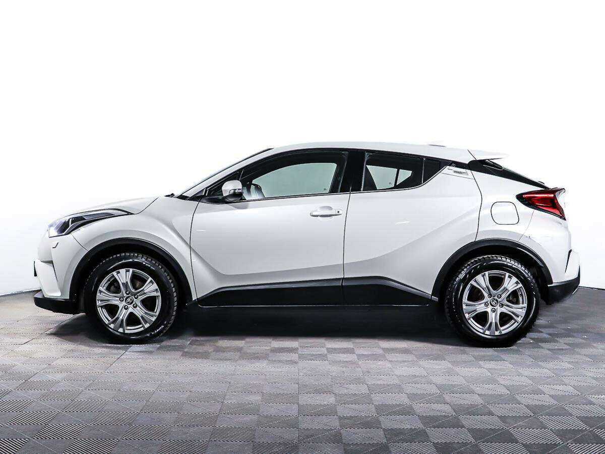 Toyota C-HR с пробегом — 2019 год. Фото: #7