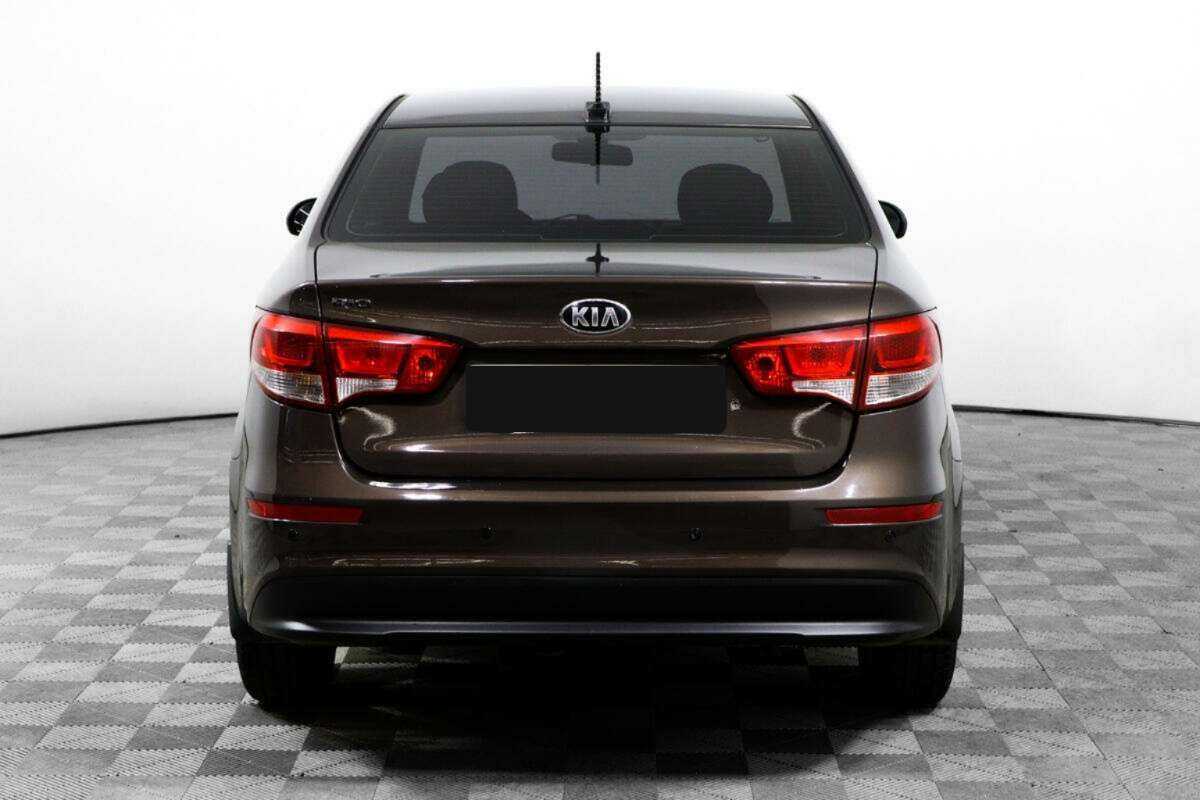 Kia Rio с пробегом — 2017 год. Фото: #5
