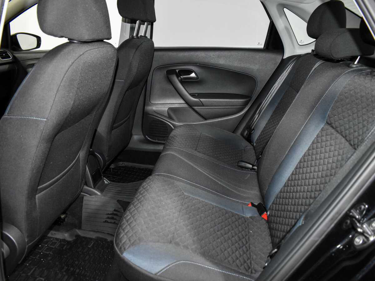 Volkswagen Polo с пробегом — 2019 год. Фото: #11