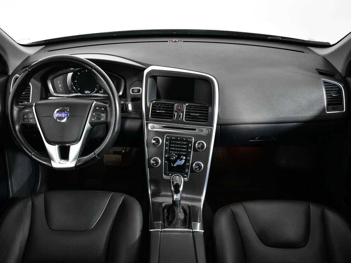 Volvo XC60 с пробегом — 2014 год. Фото: #11