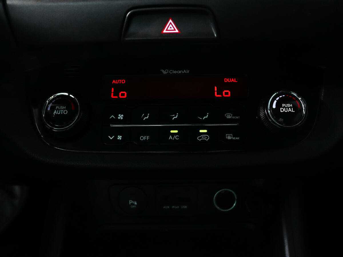 Kia Sportage с пробегом — 2012 год. Фото: #10