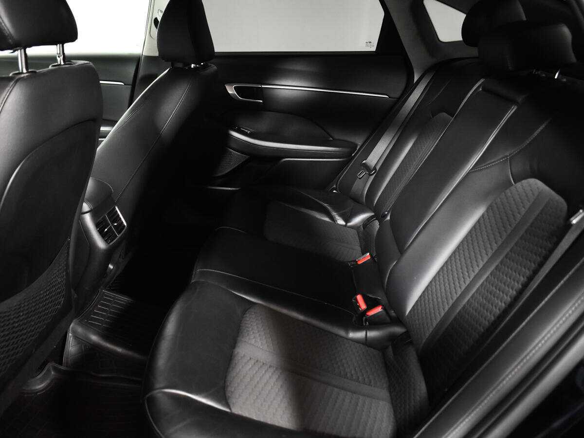 Hyundai Sonata с пробегом — 2020 год. Фото: #5