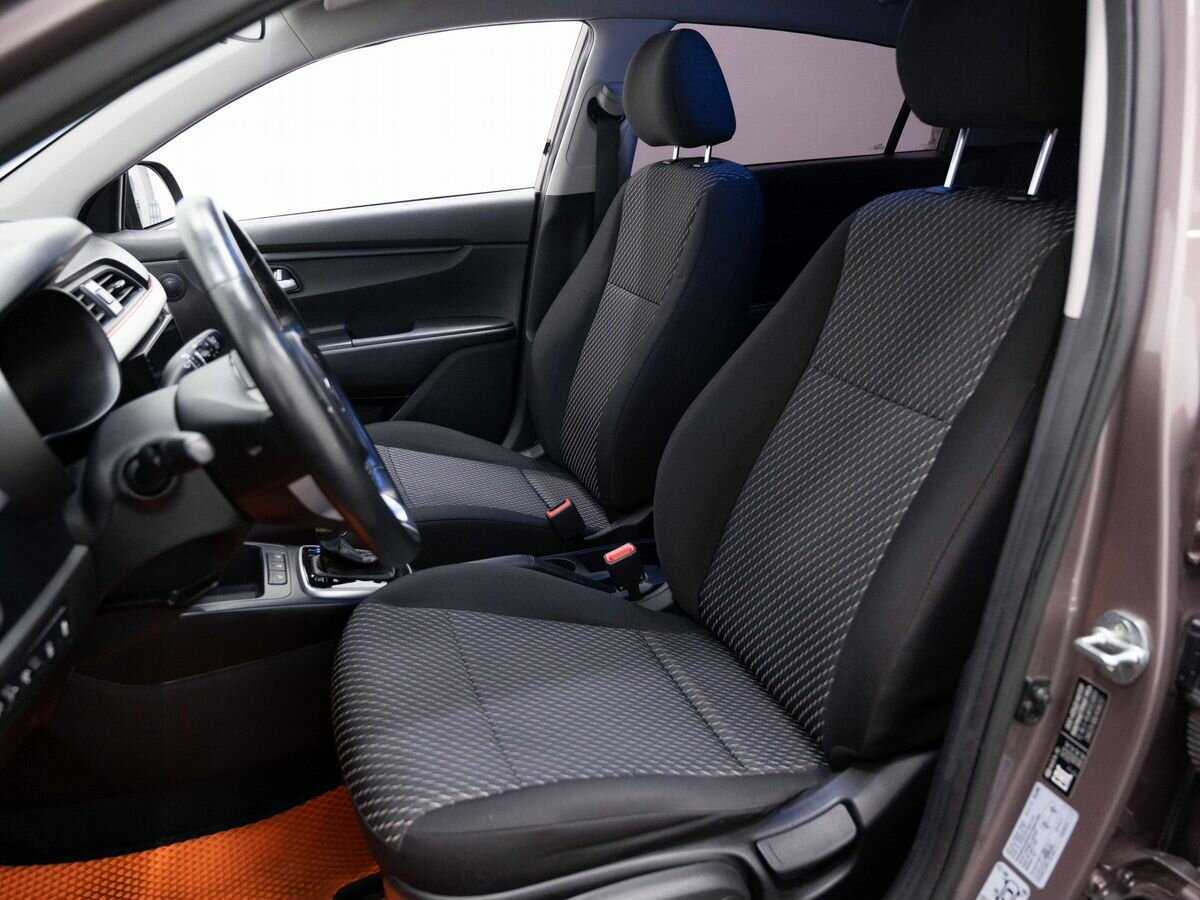 Kia Rio с пробегом — 2019 год. Фото: #7
