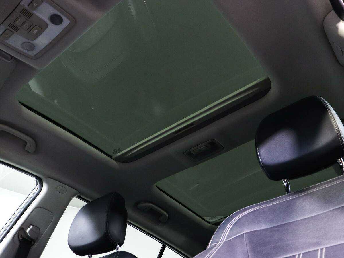 Kia Sportage с пробегом — 2012 год. Фото: #9