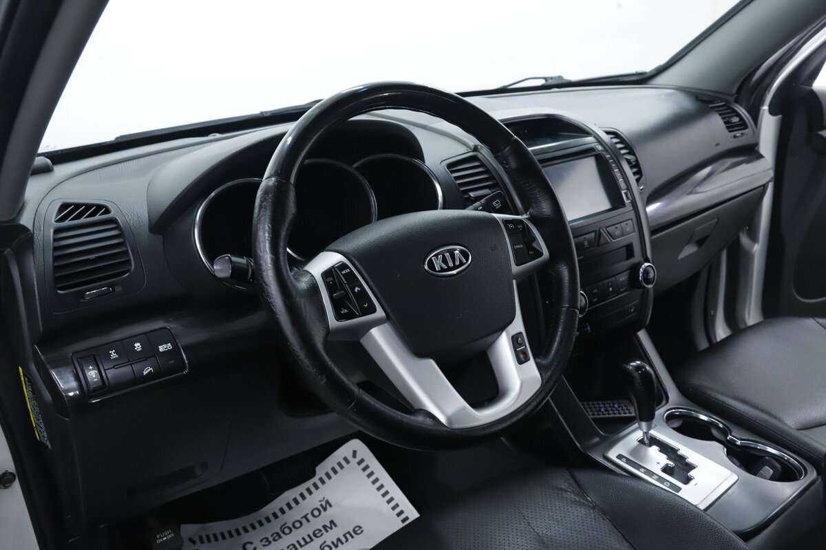Kia Sorento с пробегом — 2012 год. Фото: #9