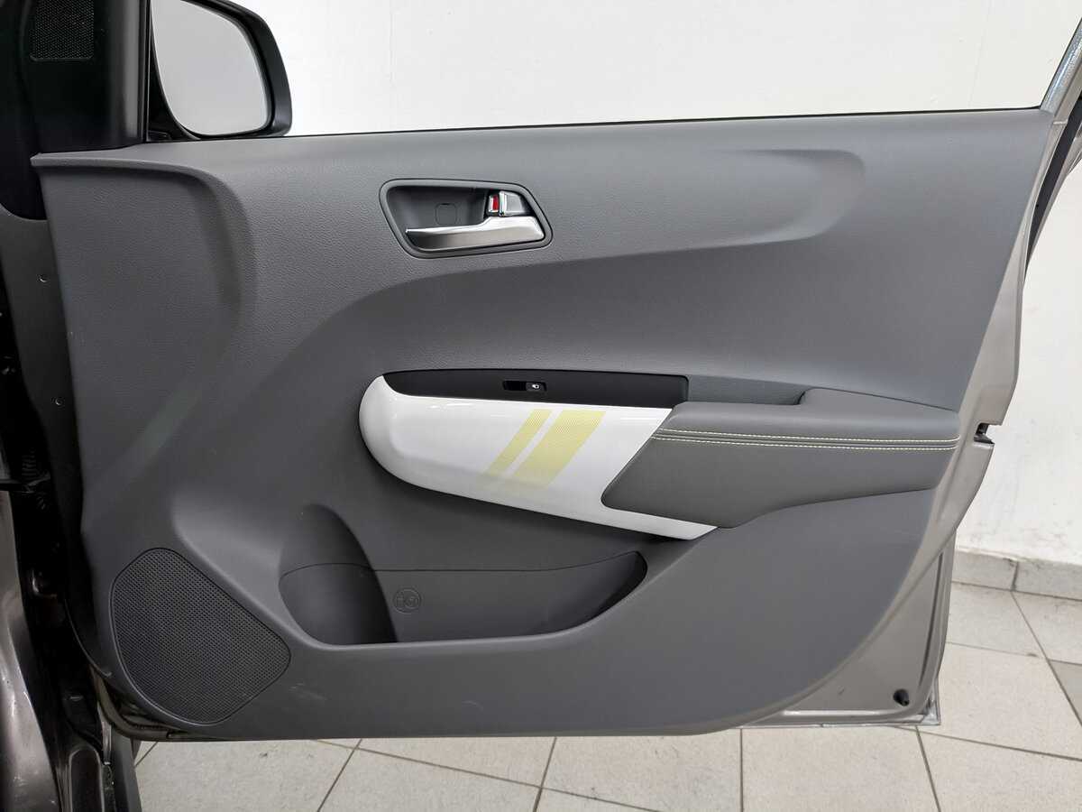 Kia Picanto с пробегом — 2019 год. Фото: #21